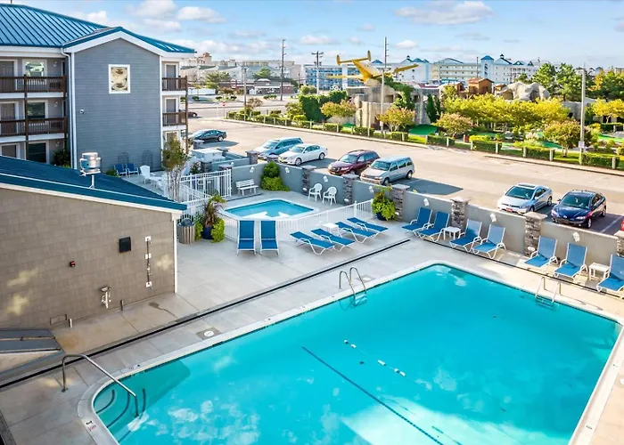 Orleans Court- 1 Bedroom With Outdoor Pool! Sleeps 6! Holiday home Ocean City